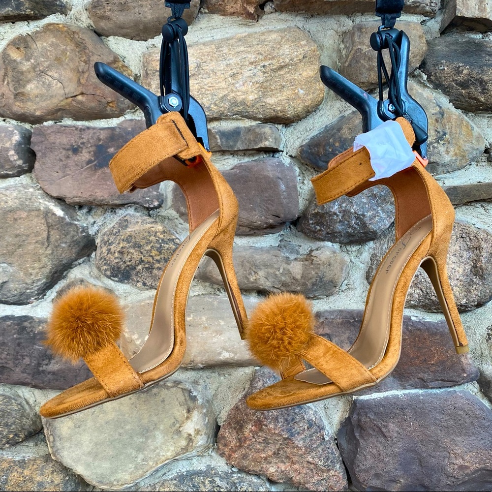 Forever Rubina-50 Women's Pom Pom Buckle Ankle Strap Stiletto Heel